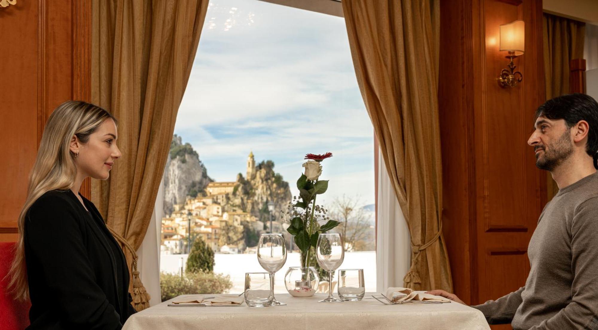 Domus Hotel Bagnoli Del Trigno Buitenkant foto